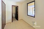 4 bedrooms Townhouse in Reem, UAE No. 31361 - Image 12