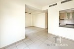 3 bedrooms Townhouse in Reem, UAE No. 31364 - Image 2