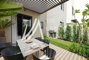 4 bedrooms Villa in Yas Island, UAE No. 31767