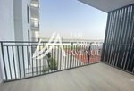 Studio in Yas Island, UAE No. 31770 - apartment in Dubai