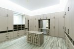 7 bedrooms Villa in Shakhbout City, UAE No. 31973 - Image 5