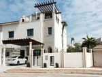 8 bedrooms Villa in Shakhbout City, UAE No. 32045 - Image 4