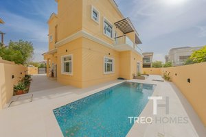 5 bedrooms Villa in The Villa, UAE No. 32197