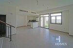 3 bedrooms Townhouse in Town Square, UAE No. 32205 - Image 4