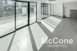 4 bedrooms Townhouse in The Valley, UAE No. 32402