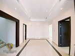 5 bedrooms Villa in Mudon, UAE No. 32430 - Image 8