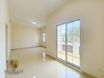 5 bedrooms Villa in Mudon, UAE No. 32430 - Image 10