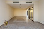 4 bedrooms Villa in Mudon, UAE No. 32431 - Image 4