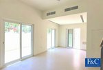 2 bedrooms Townhouse in Dubai Land, UAE No. 326 - Image 5