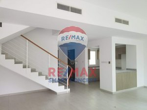 3 bedrooms Villa in Al Ghadeer, UAE No. 32685