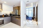 1 bedroom Apartment in Business Bay, UAE No. 32930 - Image 2