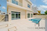5 bedrooms Villa in Jumeirah Park, UAE No. 33266 - Image 2