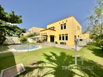 3 bedrooms Villa in Jumeirah Park, UAE No. 33267 - villa in Dubai