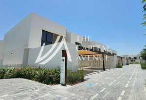 3 bedrooms Townhouse in Yas Island, UAE No. 33494