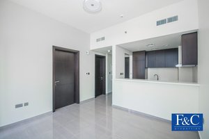 1 bedroom Apartment in Business Bay, UAE No. 335