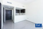 1 bedroom Apartment in Business Bay, UAE No. 335 - Image 3