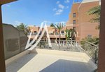 4 bedrooms Villa in Abu Dhabi Gate City, UAE No. 33505 - villa in Dubai