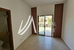 4 bedrooms Villa in Abu Dhabi Gate City, UAE No. 33505 - Image 2
