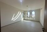 3 bedrooms Townhouse in Khalifa City, UAE No. 33523 - Image 2