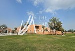 4 bedrooms Villa in Abu Dhabi Gate City, UAE No. 33557 - Image 3