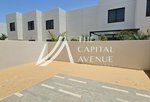 4 bedrooms Villa in Yas Island, UAE No. 33565 - Image 12