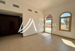 3 bedrooms Villa in Khalifa City, UAE No. 33621 - Image 2