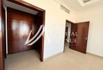 3 bedrooms Villa in Khalifa City, UAE No. 33621 - Image 12