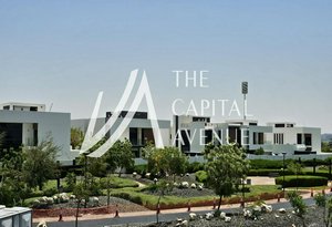 5 bedrooms Villa in Yas Island, UAE No. 33652