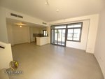 3 bedrooms Townhouse in Town Square, UAE No. 33783 - Image 2