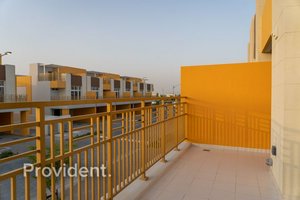 3 bedrooms Townhouse in Dubai, UAE No. 3399
