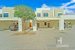 3 bedrooms Townhouse in Town Square, UAE No. 34492 - townhouse in Dubai
