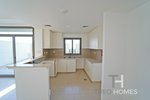 3 bedrooms Townhouse in Town Square, UAE No. 34492 - Image 4