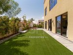 5 bedrooms Villa in Dubai, UAE No. 34563 - villa in Dubai