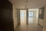 1 bedroom Apartment in Al Marjan Island, UAE No. 34835 - Image 2