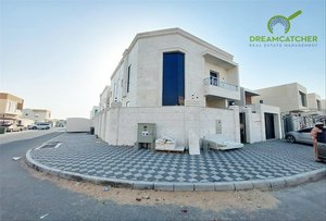 5 bedrooms Villa in Al Yasmeen, UAE No. 34886