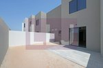 2 bedrooms Townhouse in Yas Island, UAE No. 35123 - Image 2
