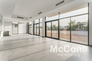 5 bedrooms Villa in Al Furjan, UAE No. 35166