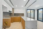 4 bedrooms Townhouse in Dubai Land, UAE No. 35265 - Image 15