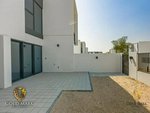 3 bedrooms Townhouse in Dubai Land, UAE No. 35268 - Image 11