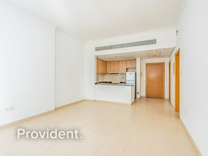 1 bedroom Apartment in Business Bay, UAE No. 3562