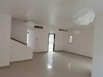 5 bedrooms Villa in Al Reef, UAE No. 35695 - Image 3