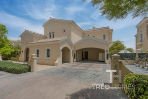 6 bedrooms Villa in Arabian Ranches, UAE No. 35768