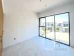 4 bedrooms Townhouse in Dubai Land, UAE No. 35777 - Image 15