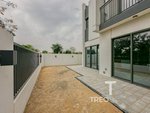 4 bedrooms Townhouse in Dubai Land, UAE No. 35777 - Image 16