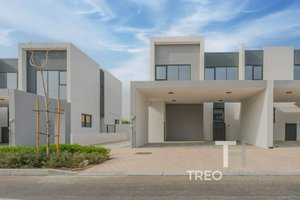 4 bedrooms Townhouse in Dubai Land, UAE No. 35780