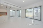 4 bedrooms Townhouse in Dubai Land, UAE No. 35780 - Image 5