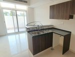 4 bedrooms Townhouse in Dubai, UAE No. 36105 - Image 3