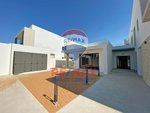5 bedrooms Villa in Yas Island, UAE No. 36460 - Image 13