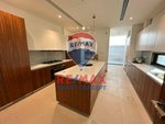 5 bedrooms Villa in Abu Dhabi, UAE No. 36502 - Image 8