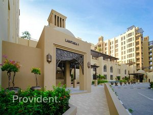 4 bedrooms Apartment in Umm Suqeim, UAE No. 3682